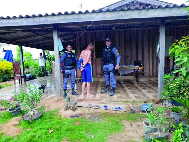 Homem suspeito de matar três pessoas da mesma família em Machadinho é preso em MT